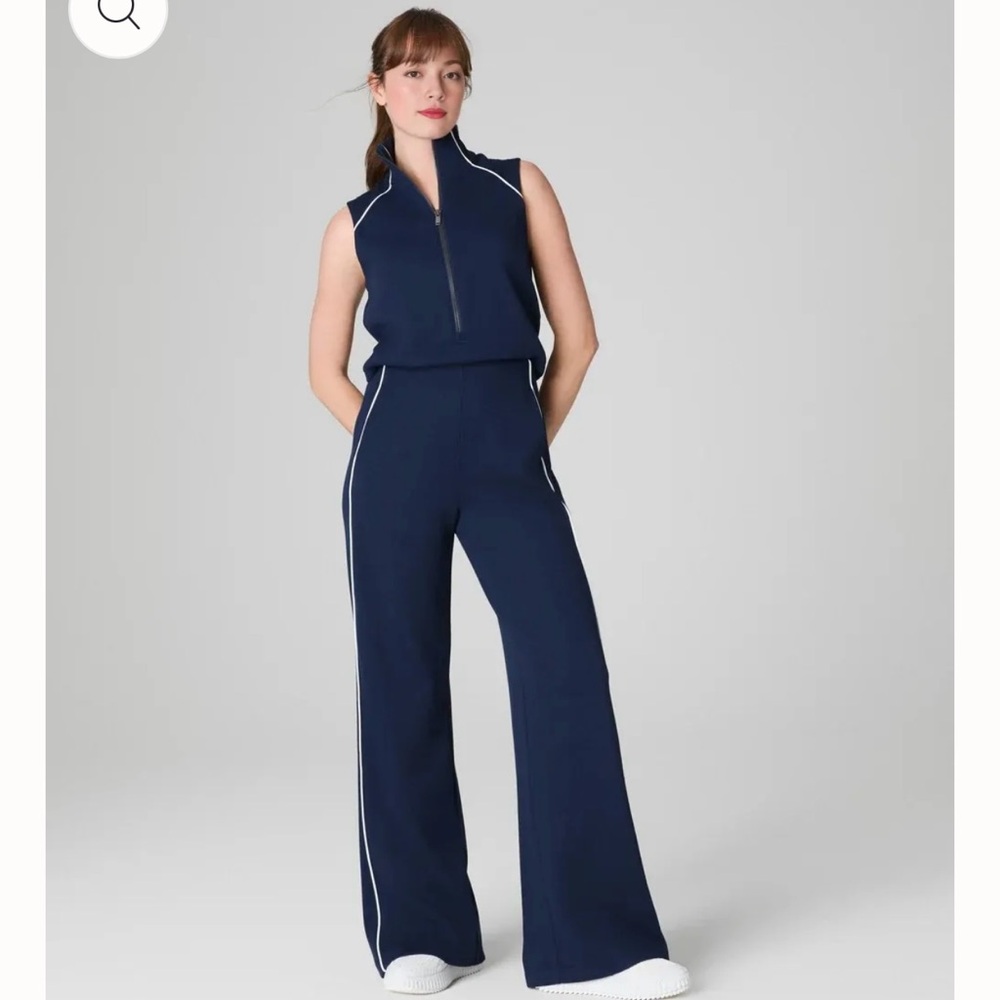 Navy Blue Sleeveless Jumpsuit